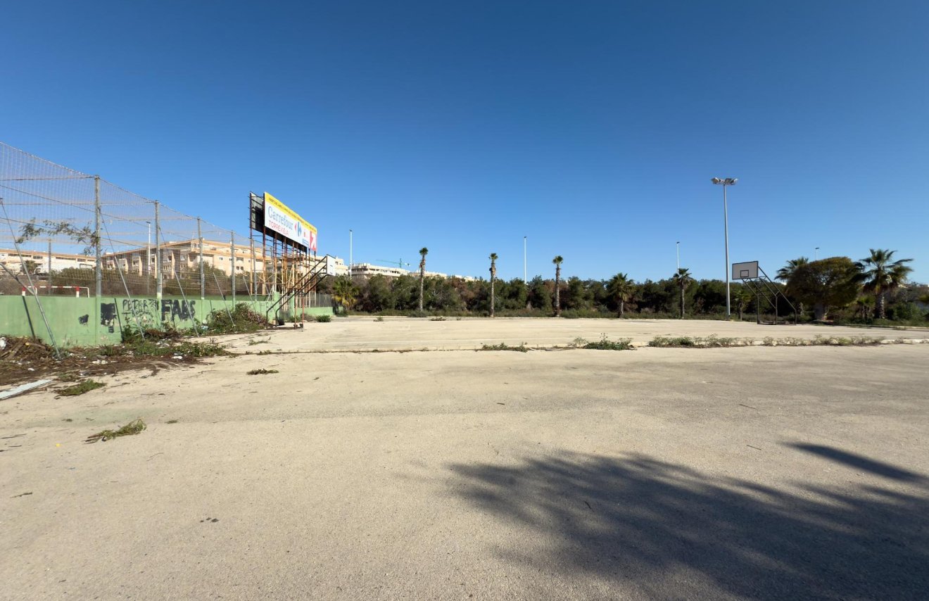 Reventa - Bungalow Planta Baja - Torrevieja - Parque de las Naciones