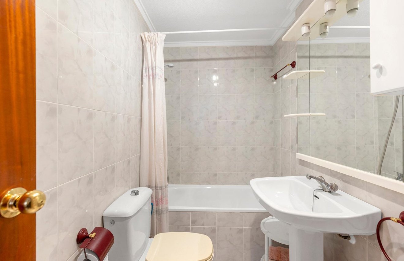 Reventa - Apartamento - Torrevieja - Centro