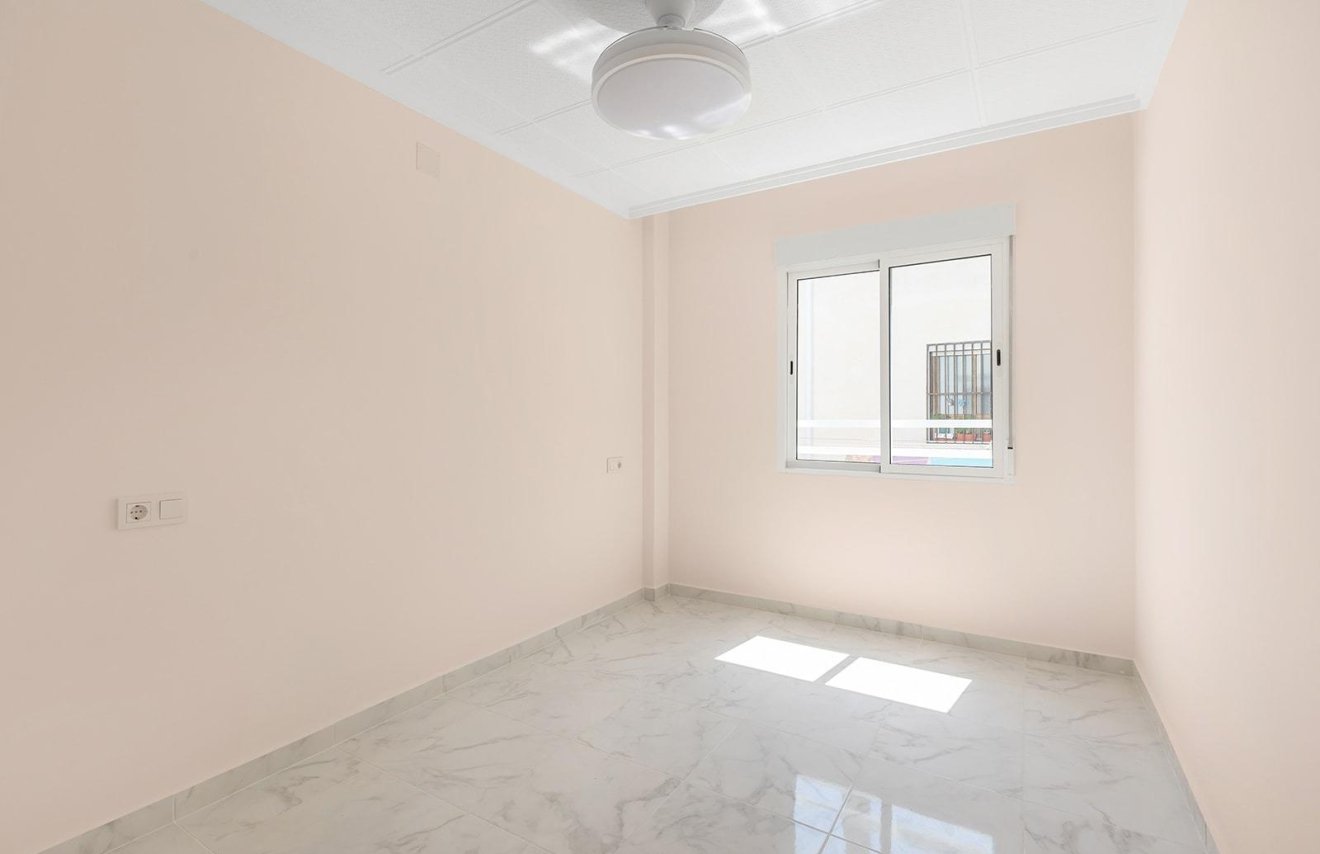 Reventa - Apartamento - Torrevieja - Acequion