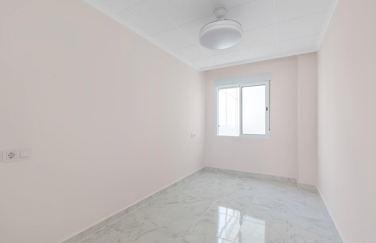 Reventa - Apartamento - Torrevieja - Acequion