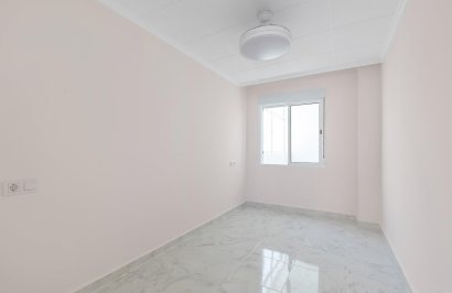 Reventa - Apartamento - Torrevieja - Acequion