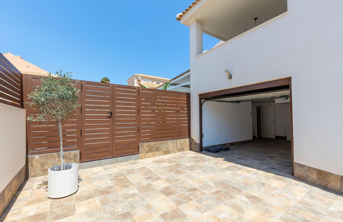 Reventa - Villa - Torrevieja - Aguas Nuevas