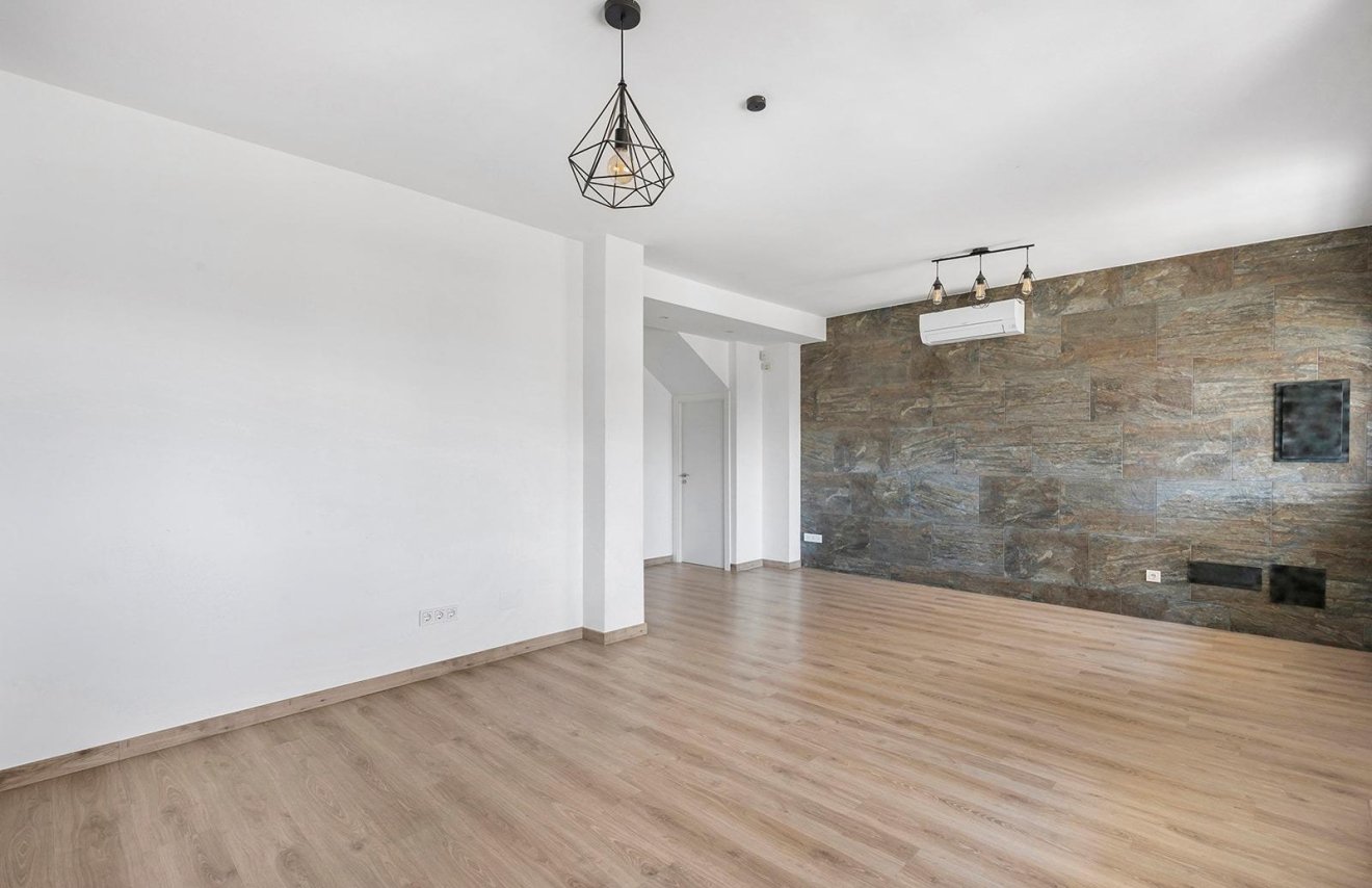 Reventa - Villa - Torrevieja - Aguas Nuevas