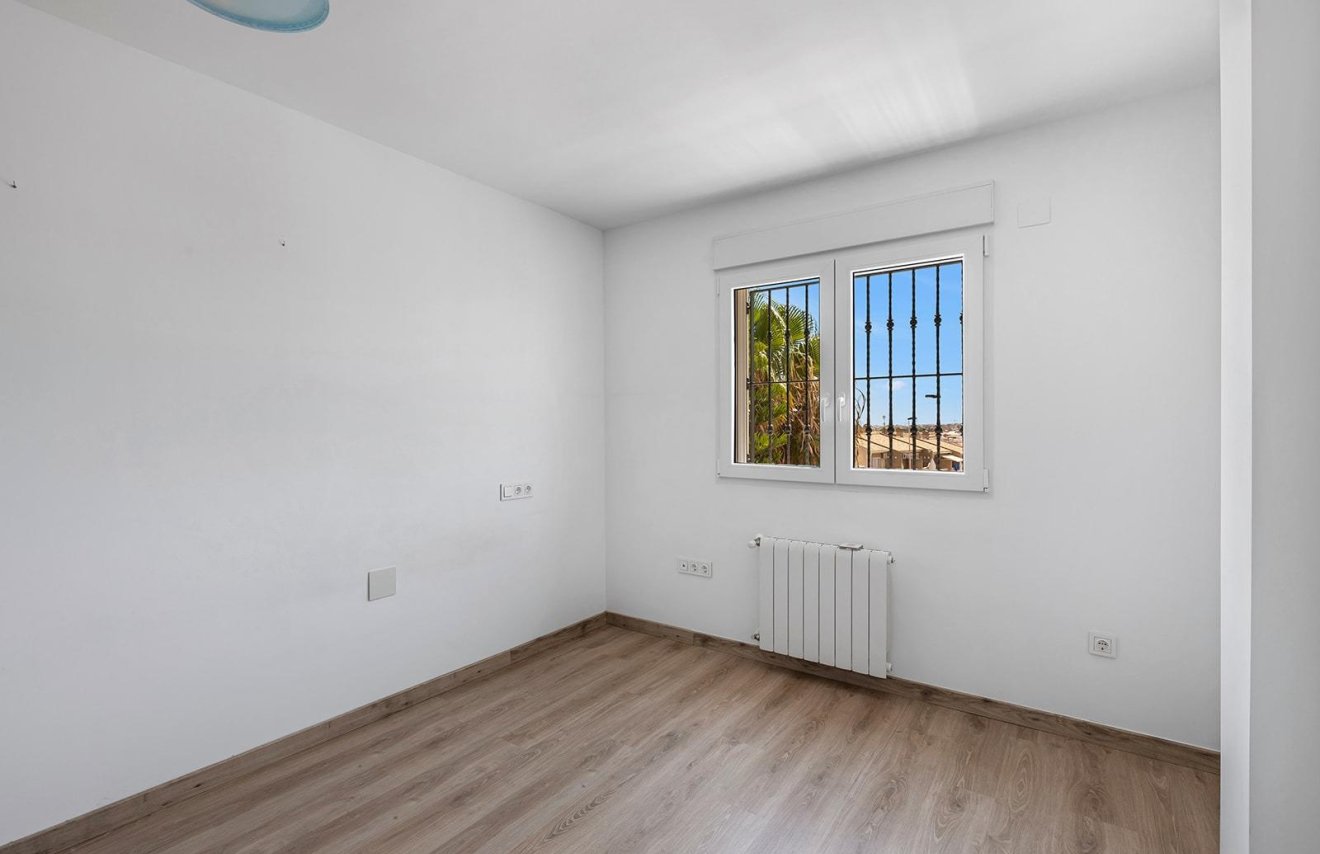 Reventa - Villa - Torrevieja - Aguas Nuevas
