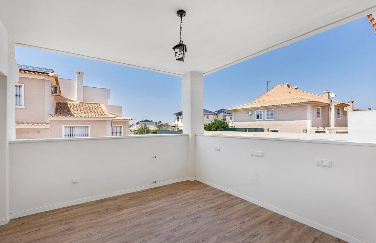 Reventa - Villa - Torrevieja - Aguas Nuevas
