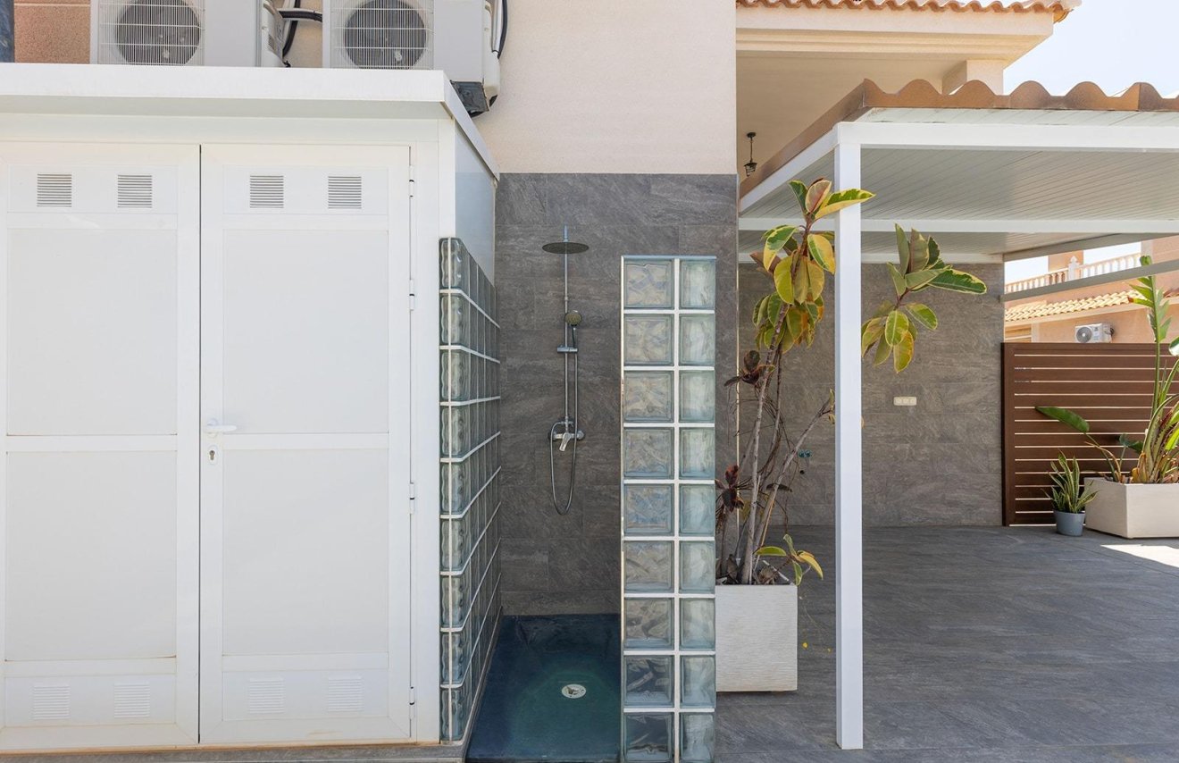 Reventa - Villa - Torrevieja - Aguas Nuevas