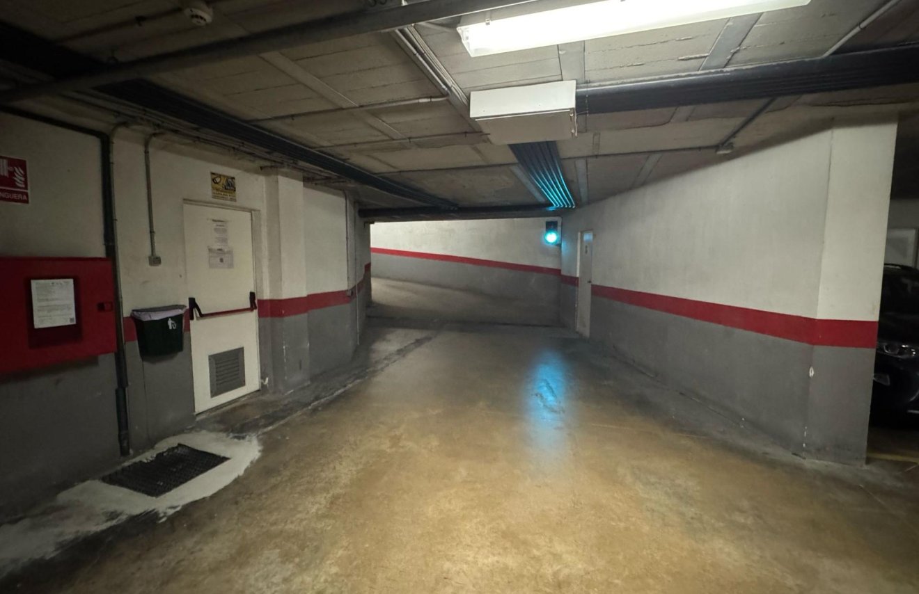 Reventa - Garaje - Torrevieja - Centro