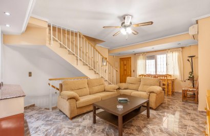 Reventa - Casa Tipo Dúplex - Los Alcázares - Centro