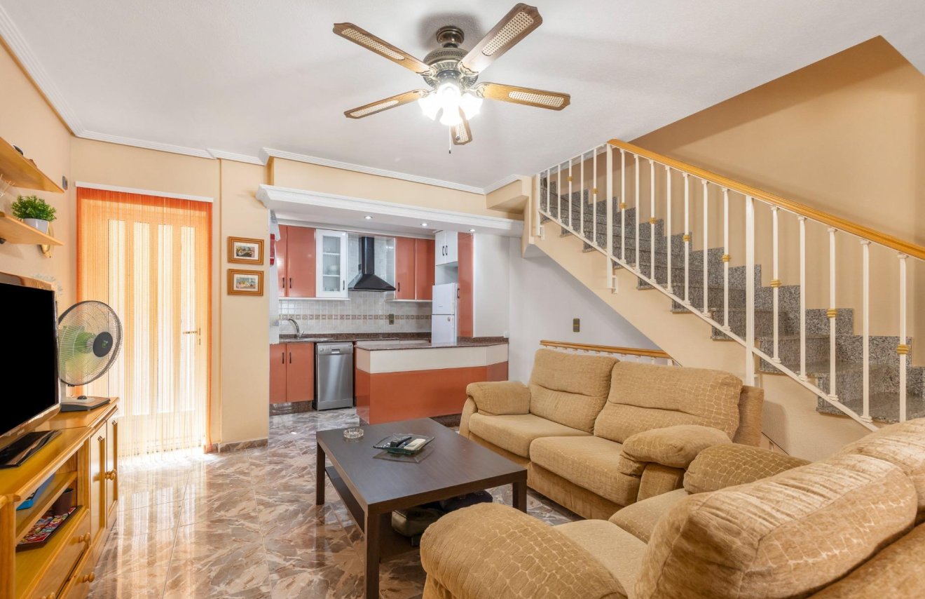 Reventa - Casa Tipo Dúplex - Los Alcázares - Centro