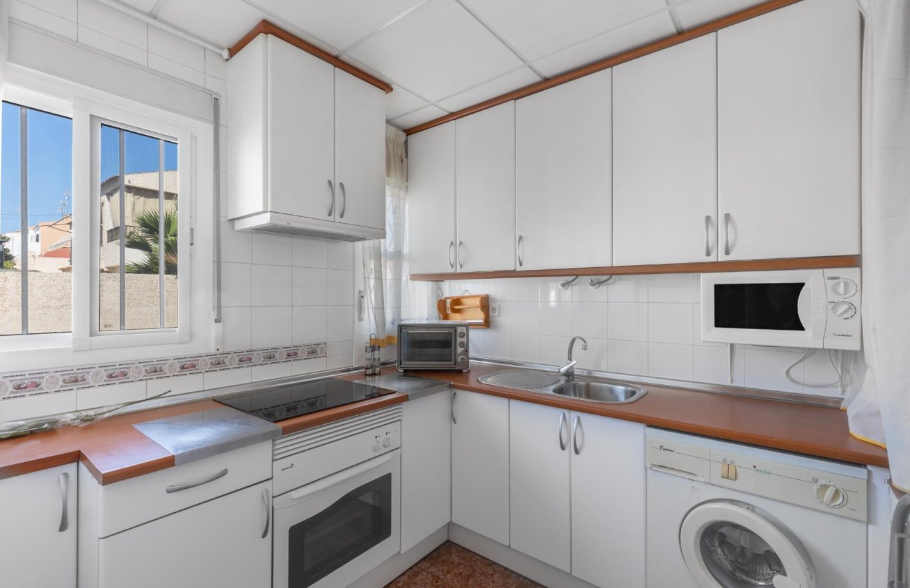 Resale - Piso - Torrevieja - Playa de los Locos