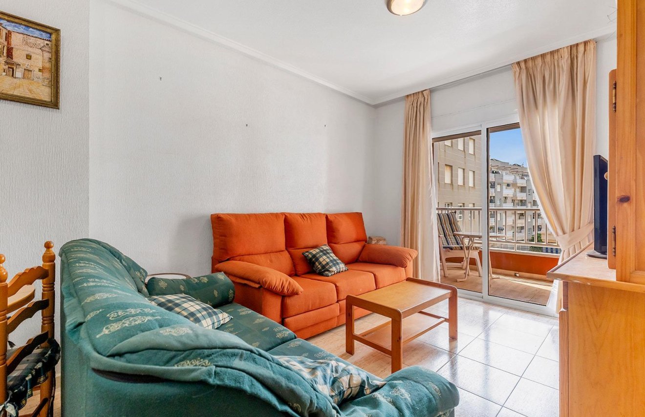 Reventa - Apartamento - Torrevieja - Estacion de autobuses