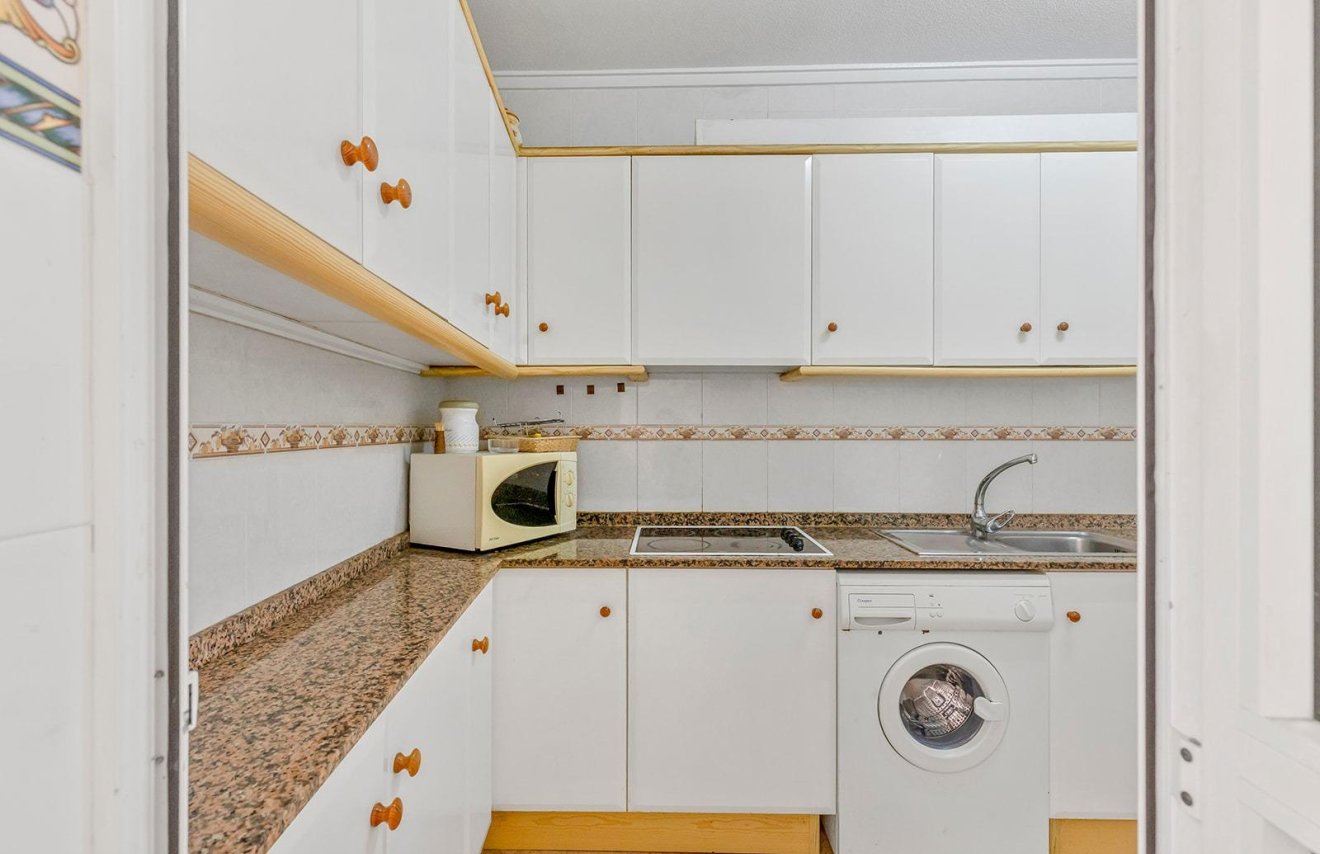 Reventa - Apartamento - Torrevieja - Estacion de autobuses