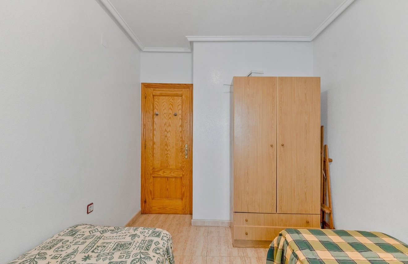 Reventa - Apartamento - Torrevieja - Estacion de autobuses