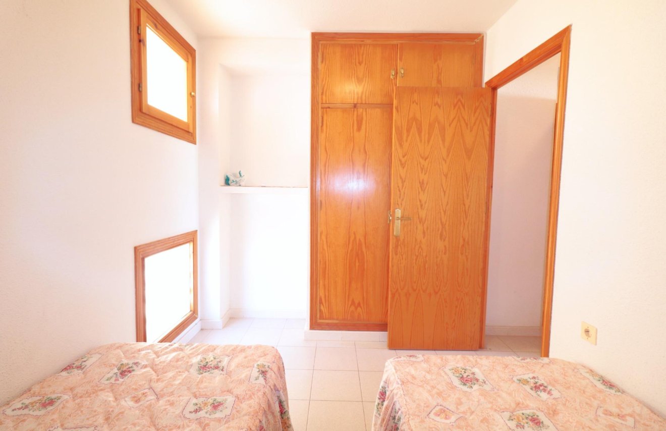 Reventa - Apartamento - Torrevieja - La veleta