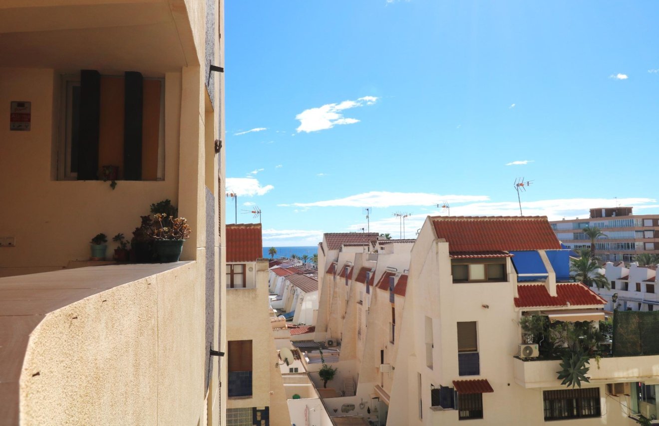 Reventa - Apartamento - Torrevieja - La veleta