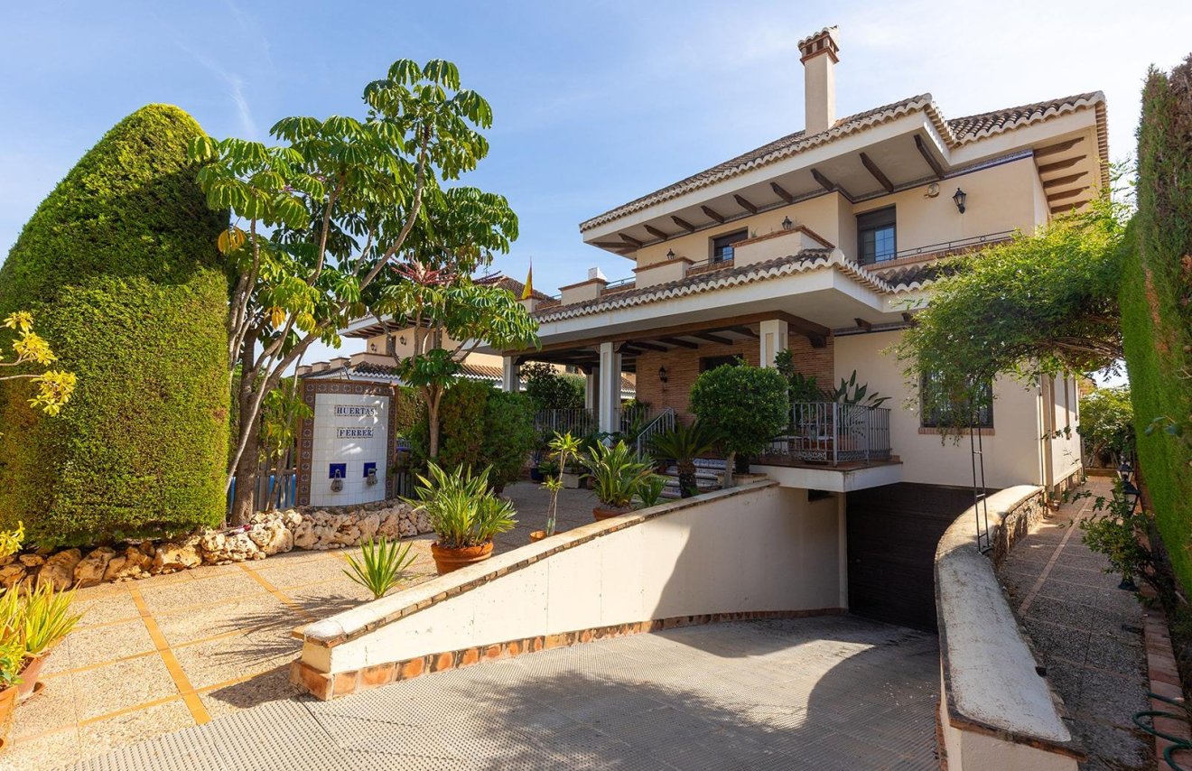 Reventa - Villa - Torrevieja - La veleta