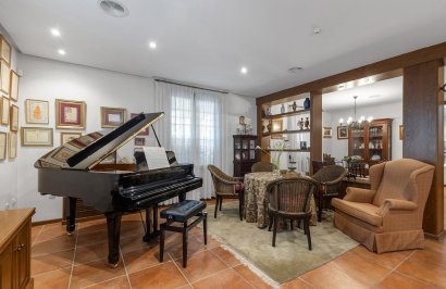 Reventa - Villa - Torrevieja - La veleta