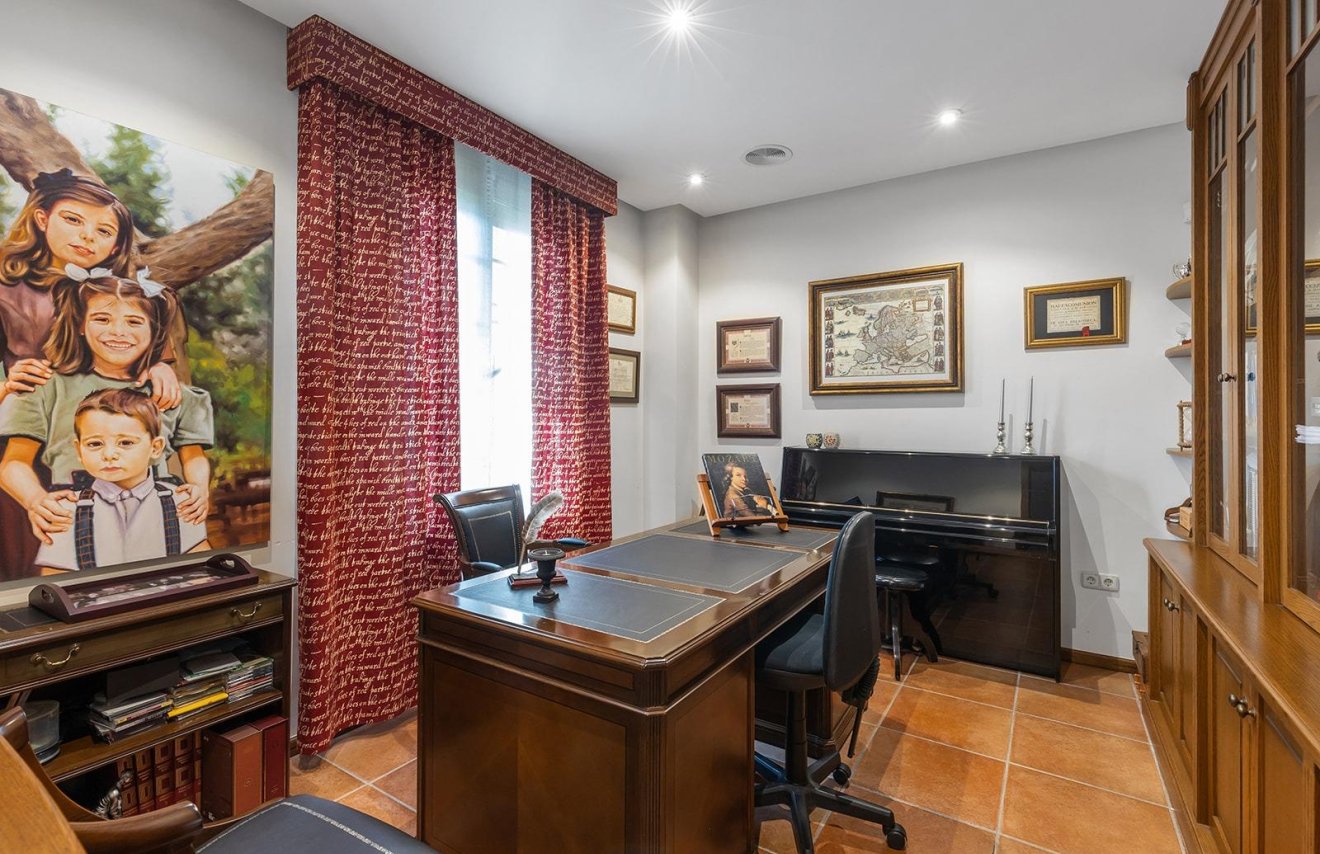 Reventa - Villa - Torrevieja - La veleta