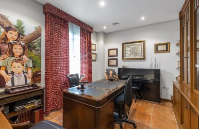 Reventa - Villa - Torrevieja - La veleta