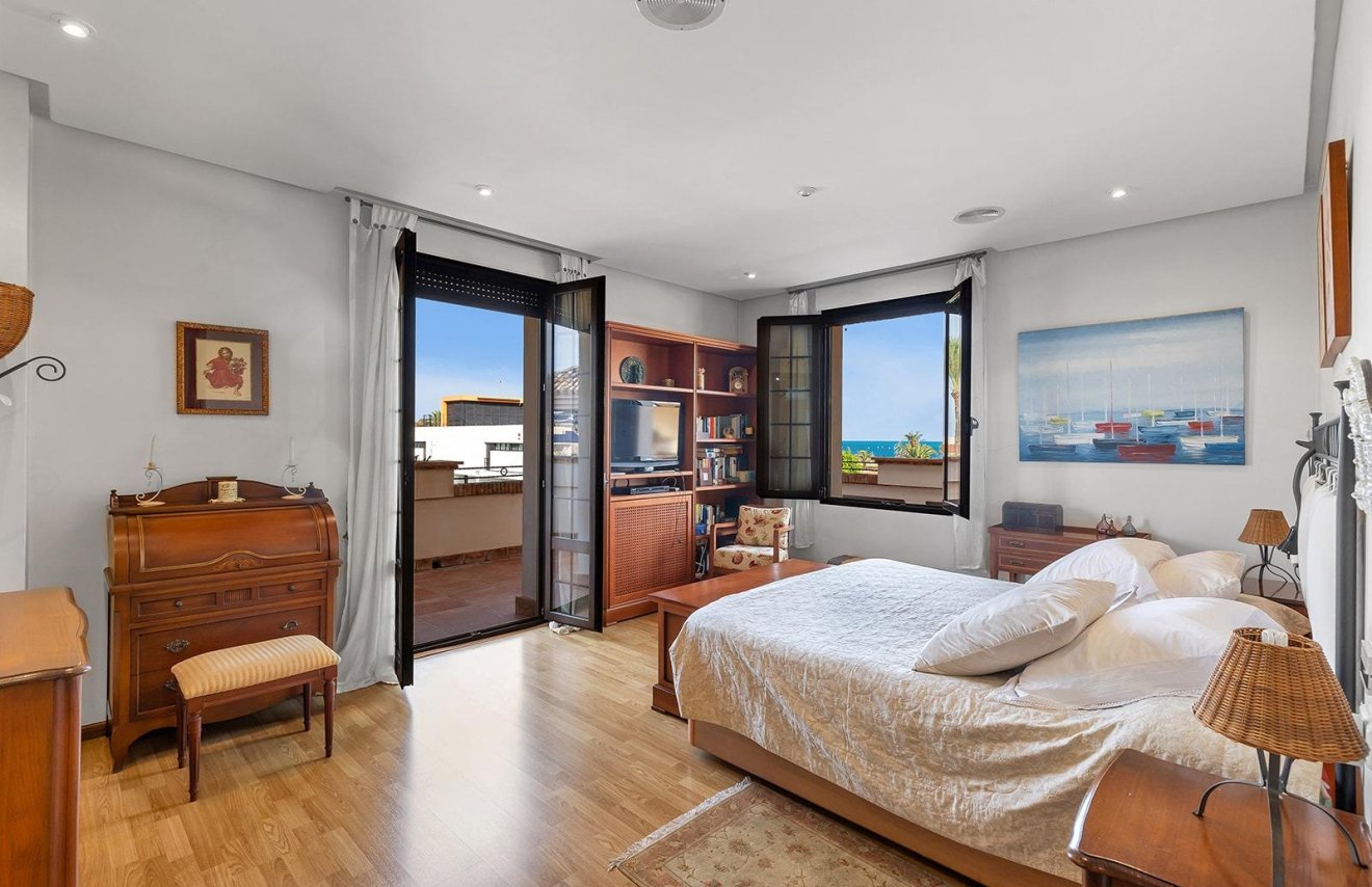 Reventa - Villa - Torrevieja - La veleta