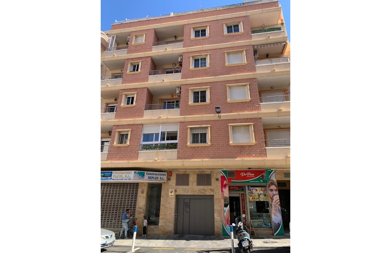 Reventa - Garaje - Torrevieja - Playa del Cura