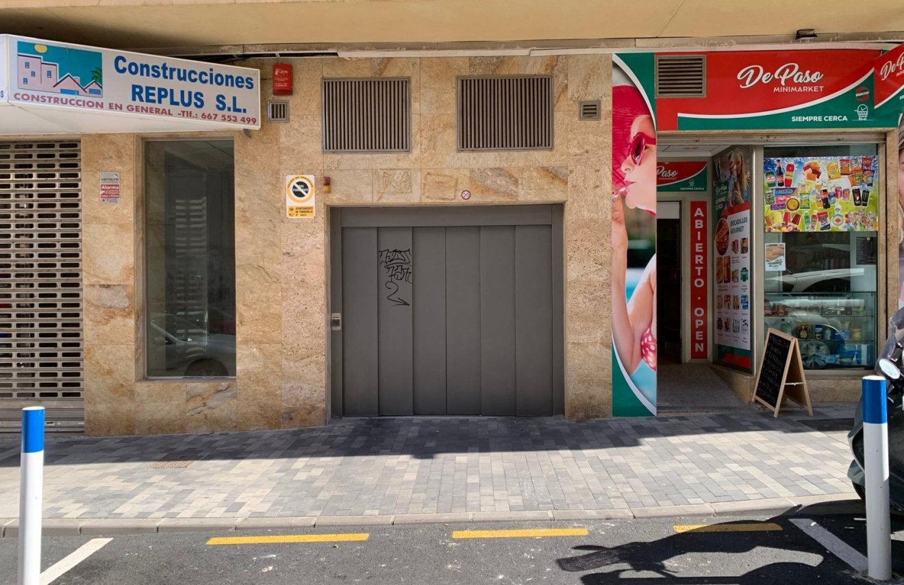 Reventa - Garaje - Torrevieja - Playa del Cura