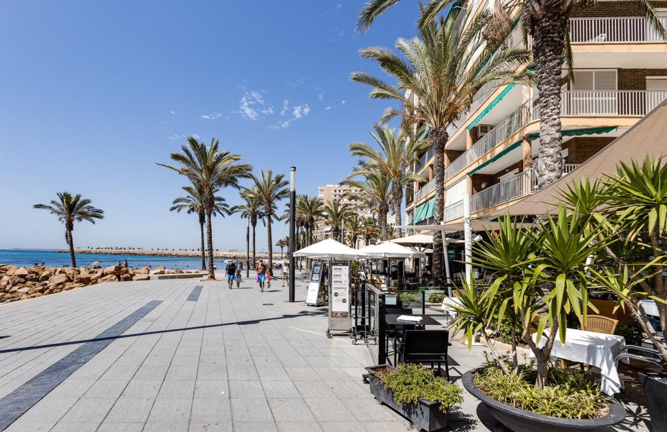 Revente - Apartamento - Torrevieja - Paseo maritimo