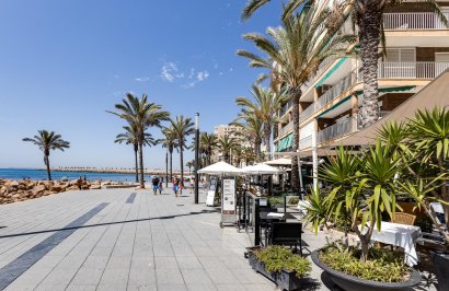 Revente - Apartamento - Torrevieja - Paseo maritimo