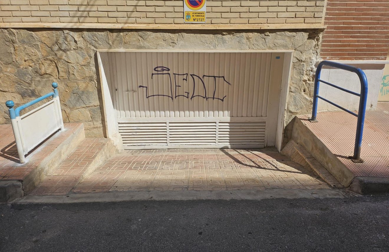 Reventa - Garaje - Torrevieja - Playa del Cura