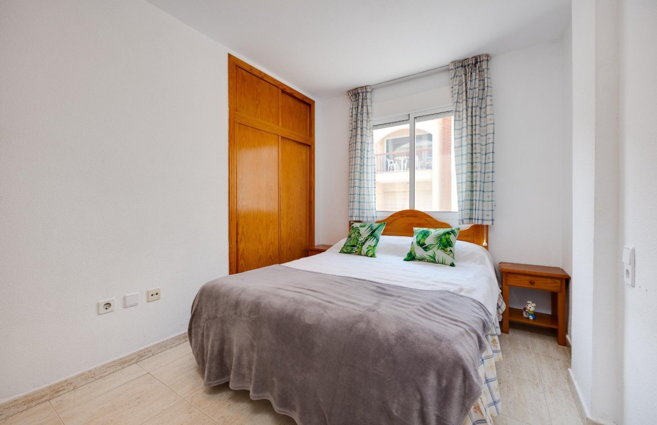 Reventa - Apartamento - Torrevieja - Playa del Cura