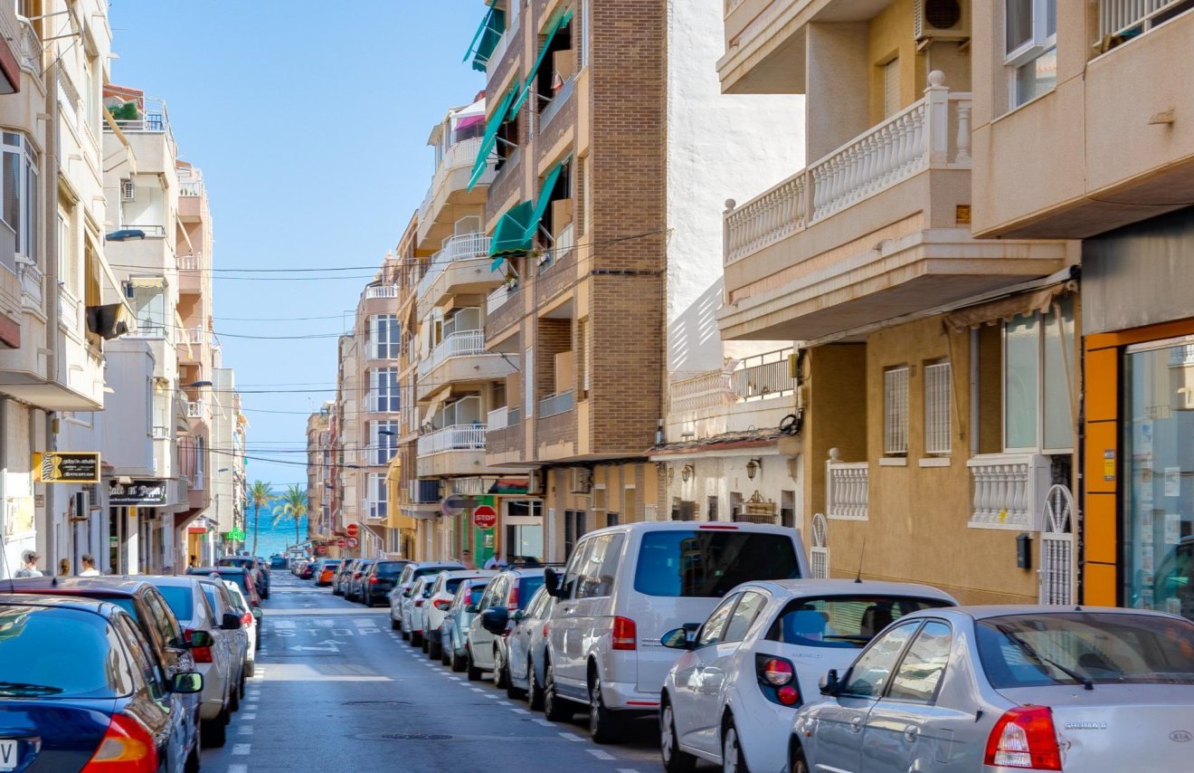 Revente - Planta baja - Torrevieja - Playa del Cura