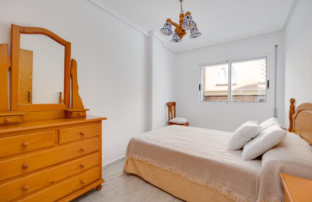 Reventa - Apartamento - Torrevieja - Playa del Cura