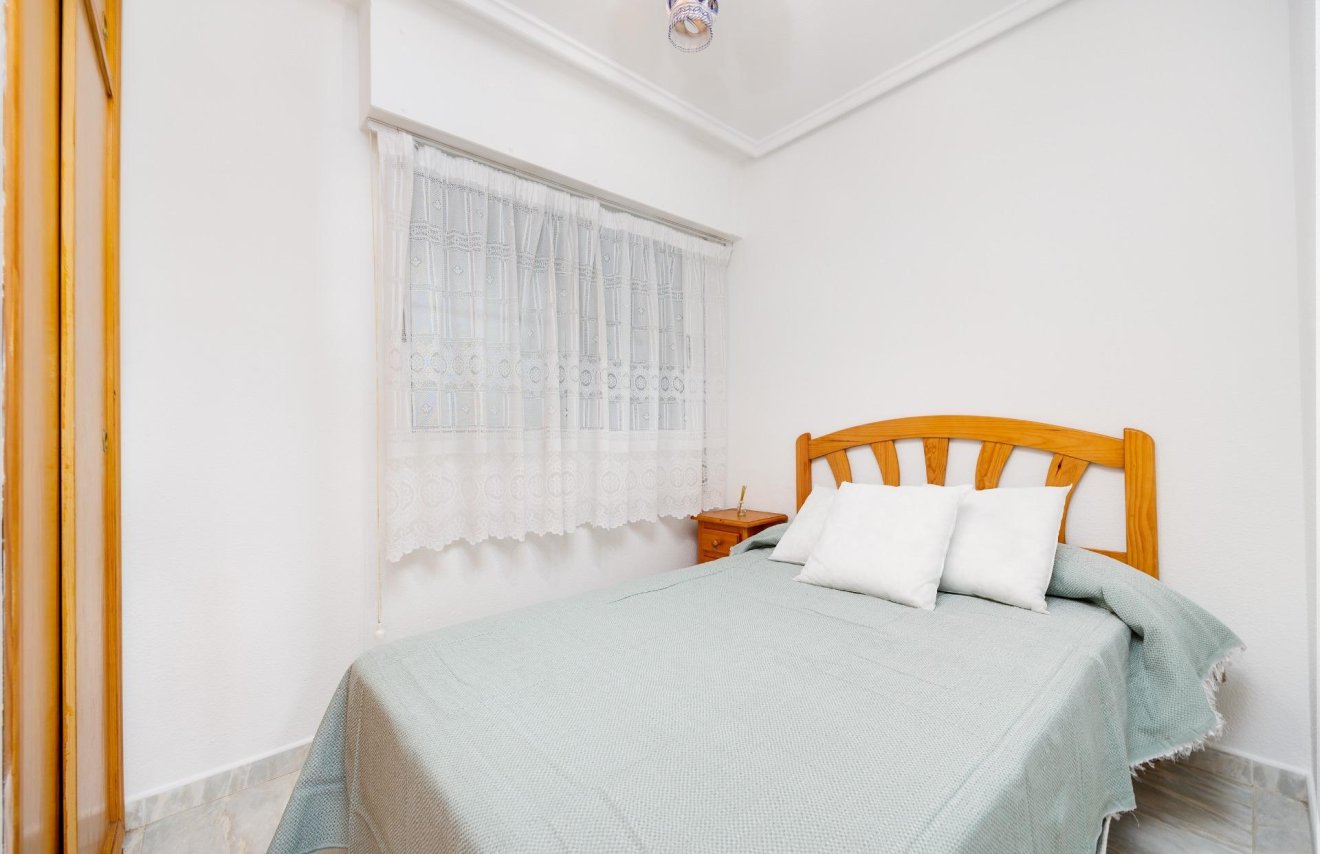 Reventa - Apartamento - Torrevieja - Playa del Cura