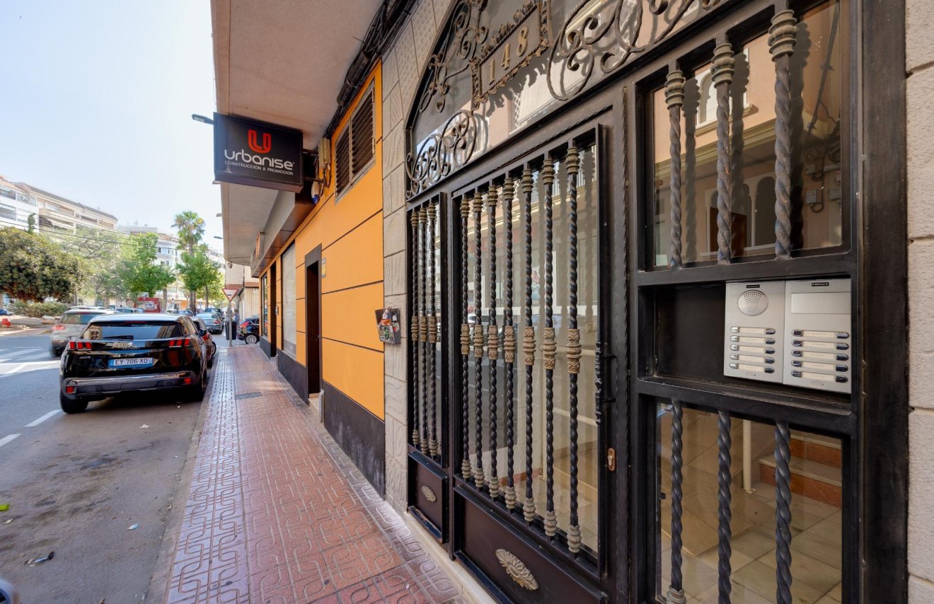 Reventa - Apartamento - Torrevieja - Playa del Cura