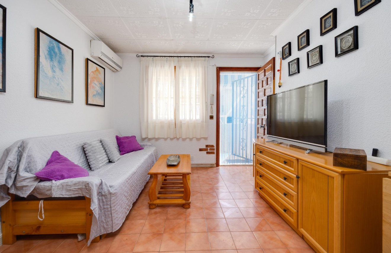 Resale - Bungalow Planta Baja - Torrevieja - Cabo cervera