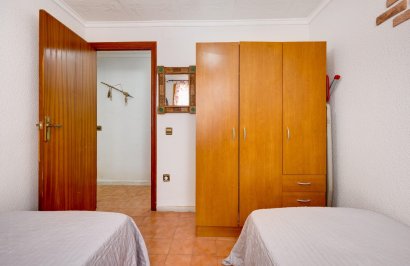 Resale - Bungalow Planta Baja - Torrevieja - Cabo cervera