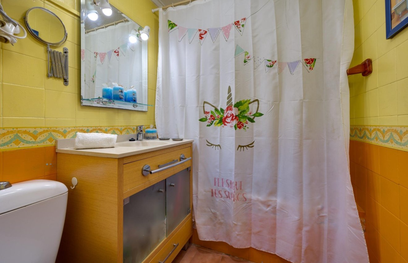 Resale - Bungalow Planta Baja - Torrevieja - Cabo cervera