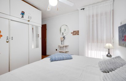 Resale - Bungalow Planta Baja - Torrevieja - Cabo cervera