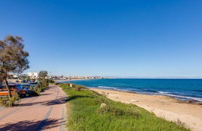 Resale - Bungalow Planta Baja - Torrevieja - Cabo cervera