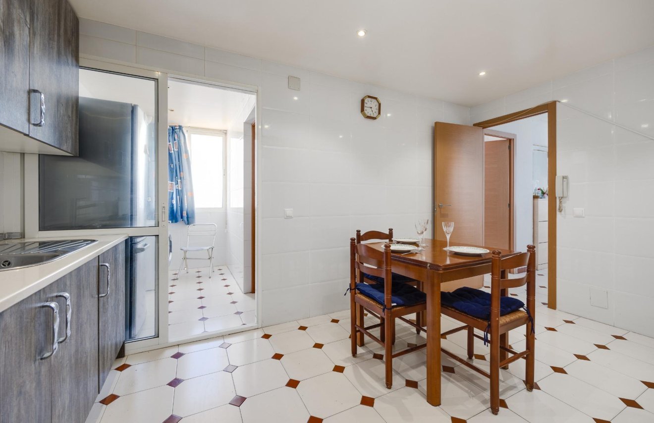 Reventa - Piso - Torrevieja - Habaneras