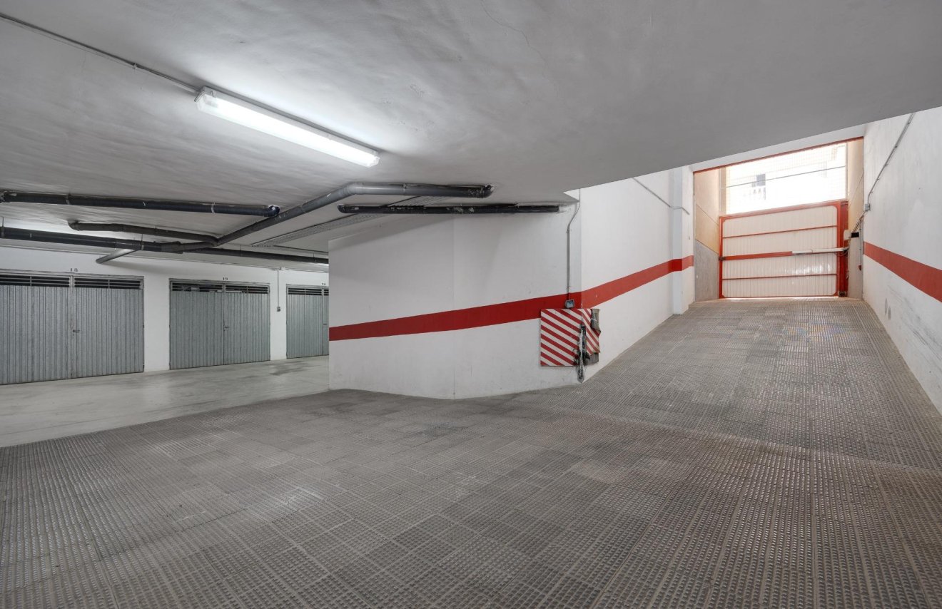 Reventa - Garaje - Torrevieja - Acequion