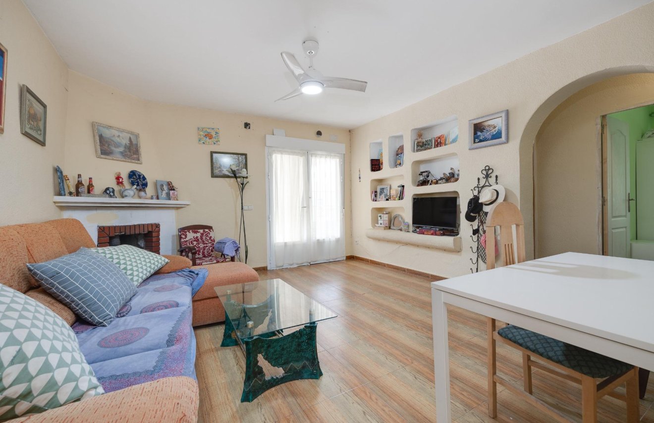 Reventa - Chalet - Torrevieja - Los balcones