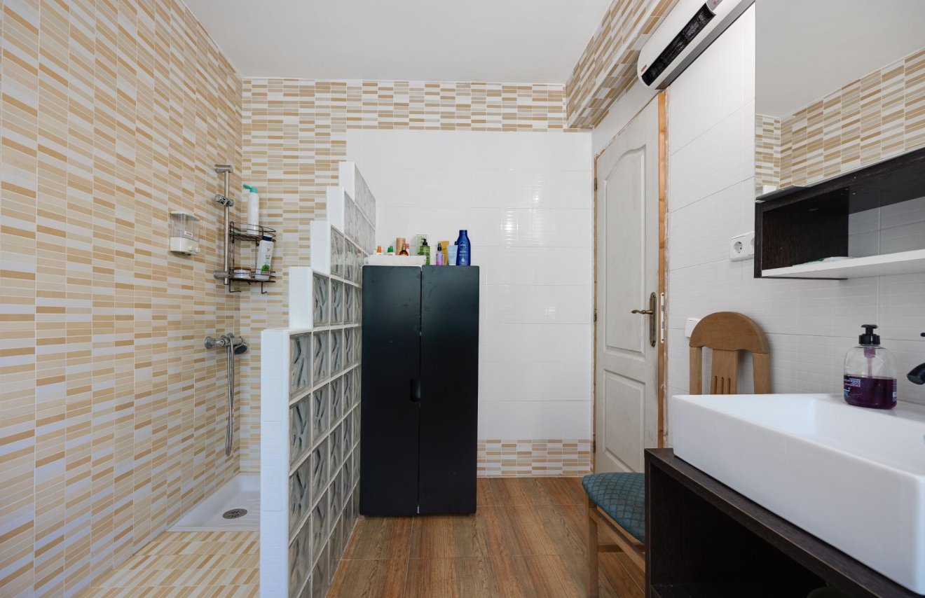 Reventa - Chalet - Torrevieja - Los balcones