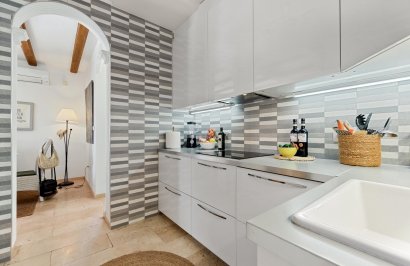 Reventa - Villa - San Miguel de Salinas - Ciudad de las comunicaciones