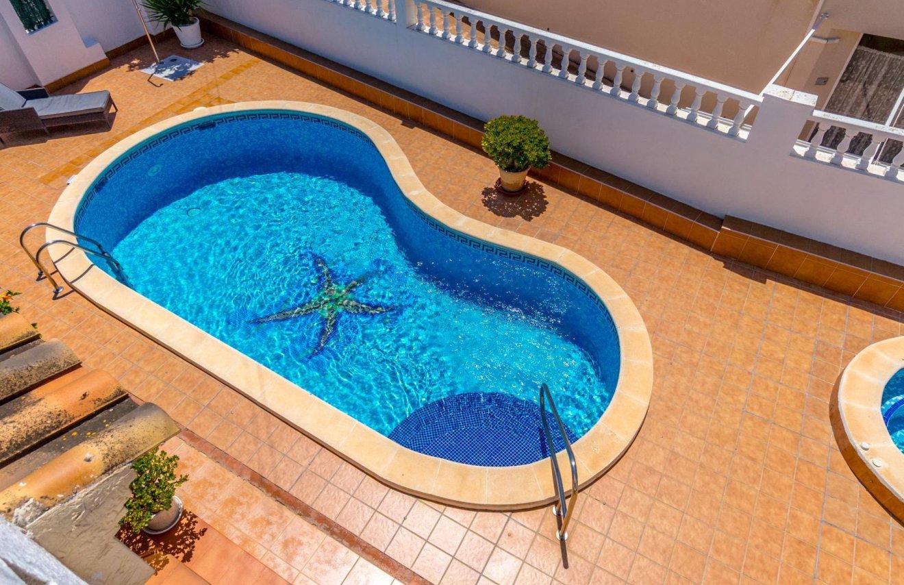 Reventa - Villa - San Miguel de Salinas - Ciudad de las comunicaciones