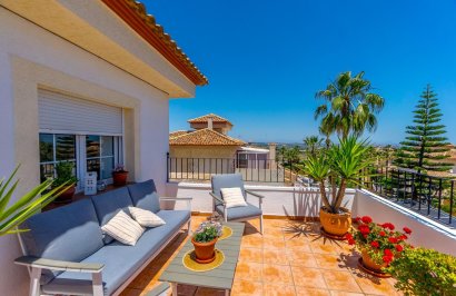 Reventa - Villa - San Miguel de Salinas - Ciudad de las comunicaciones