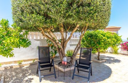 Reventa - Villa - San Miguel de Salinas - Ciudad de las comunicaciones