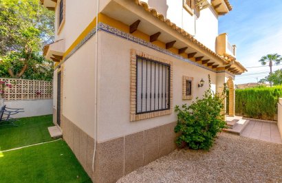 Revente - Chalet - Torrevieja - Zona los Frutales