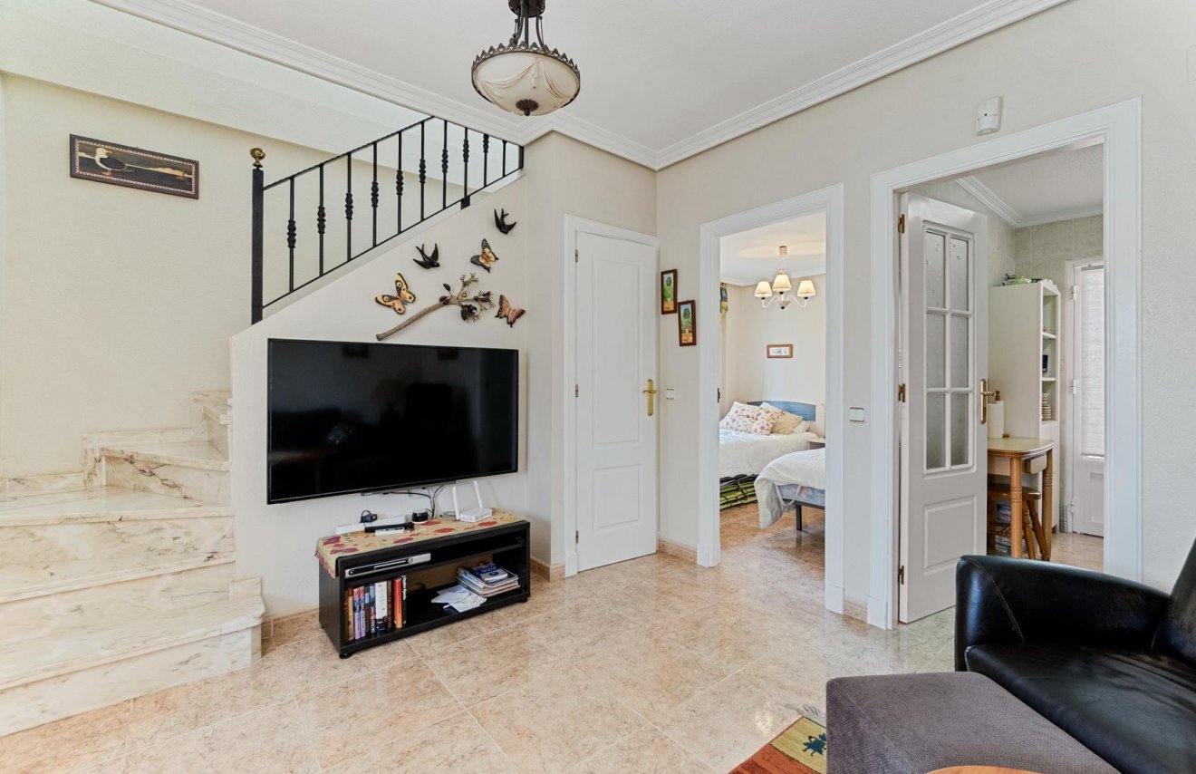 Revente - Chalet - Torrevieja - Zona los Frutales