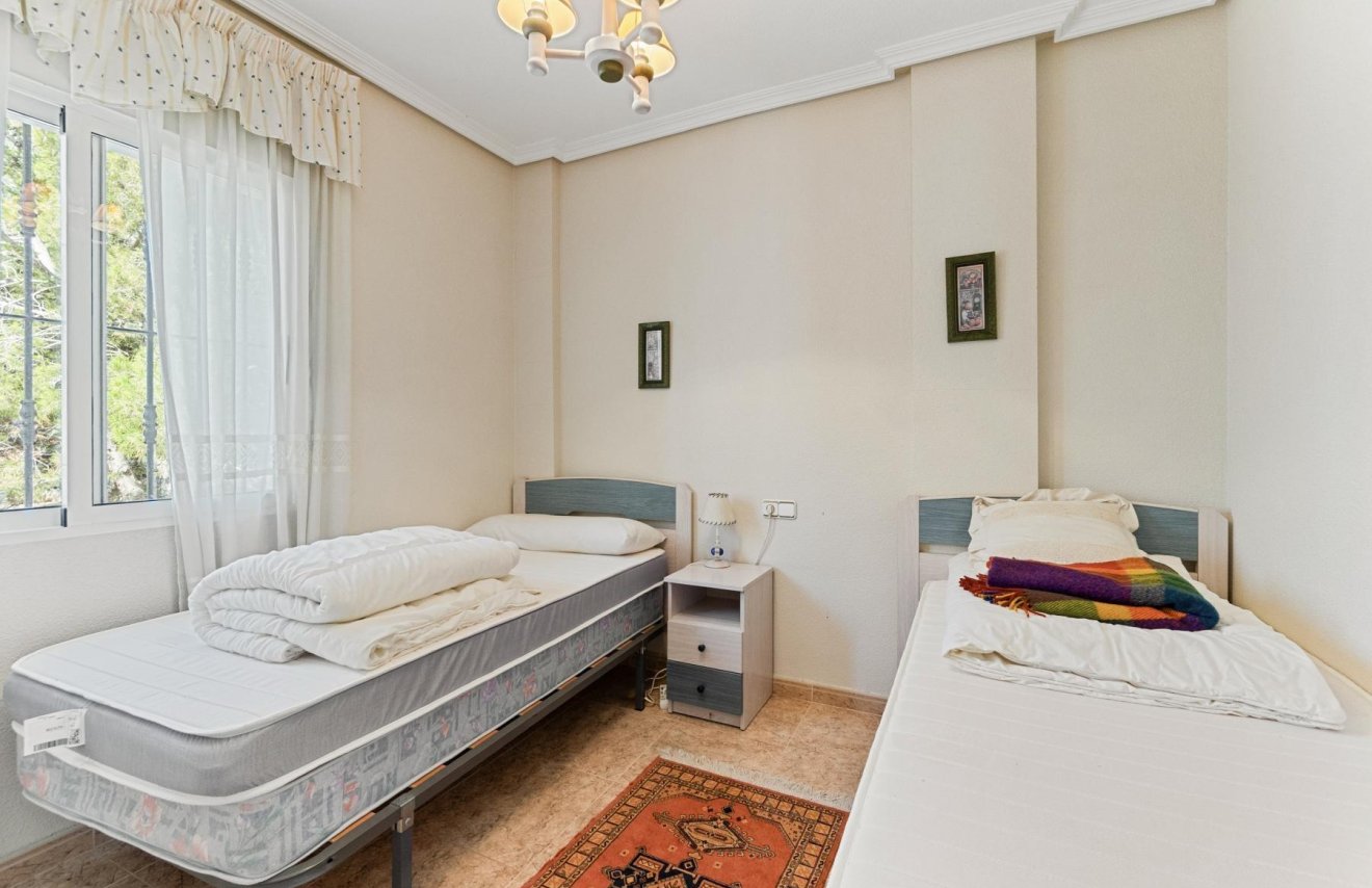 Revente - Chalet - Torrevieja - Zona los Frutales